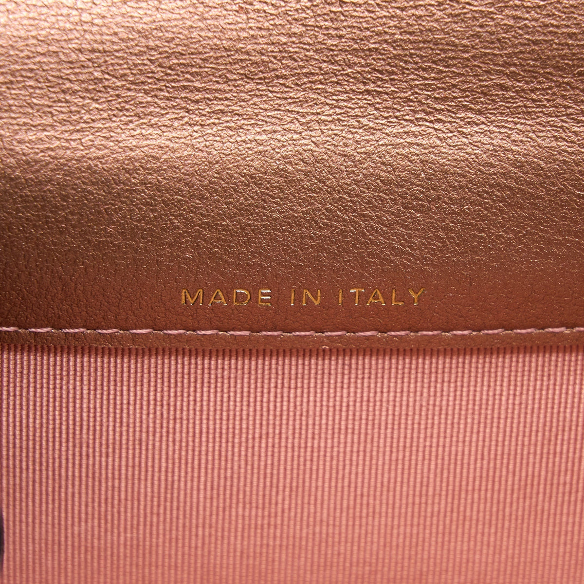 chanel-2-55-reissue-flap-card-holder-metallic-grained-calfskin-21a-rose-gold-rghw