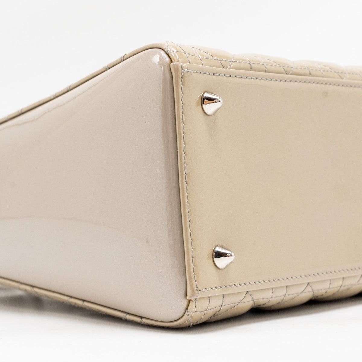 dior-medium-lady-dior-patent-beige-shw