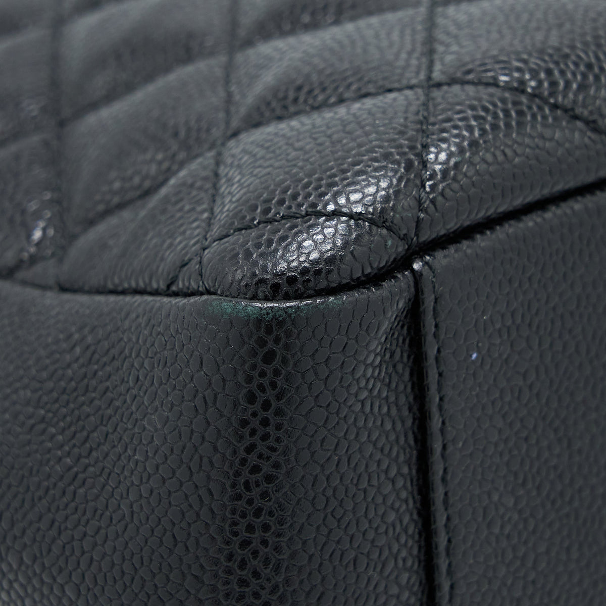 chanel-grand-shopping-tote-gst-caviar-black-ghw