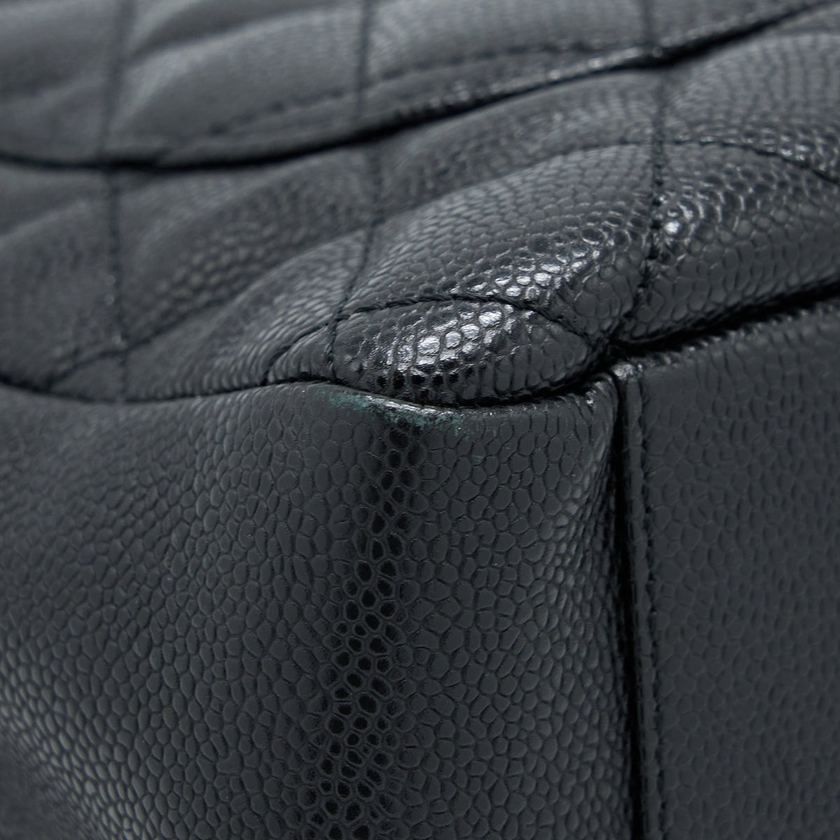 chanel-grand-shopping-tote-gst-caviar-black-ghw