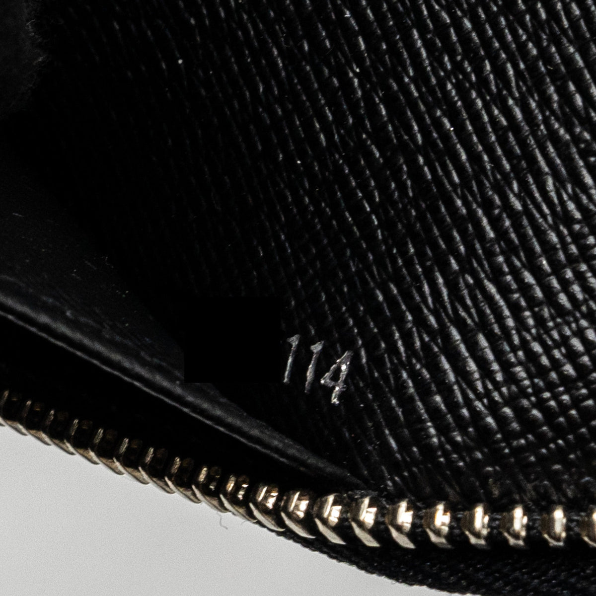 louis-vuitton-zippy-organiser-damier-graphite-canvas-black-shw