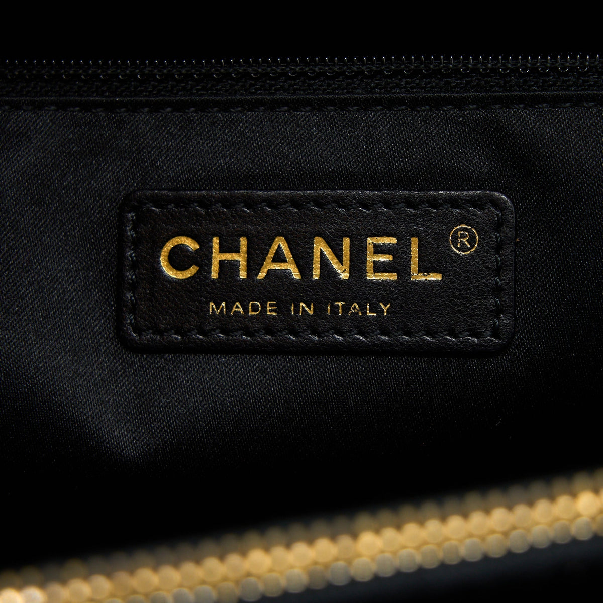chanel-grand-shopping-tote-gst-caviar-black-ghw