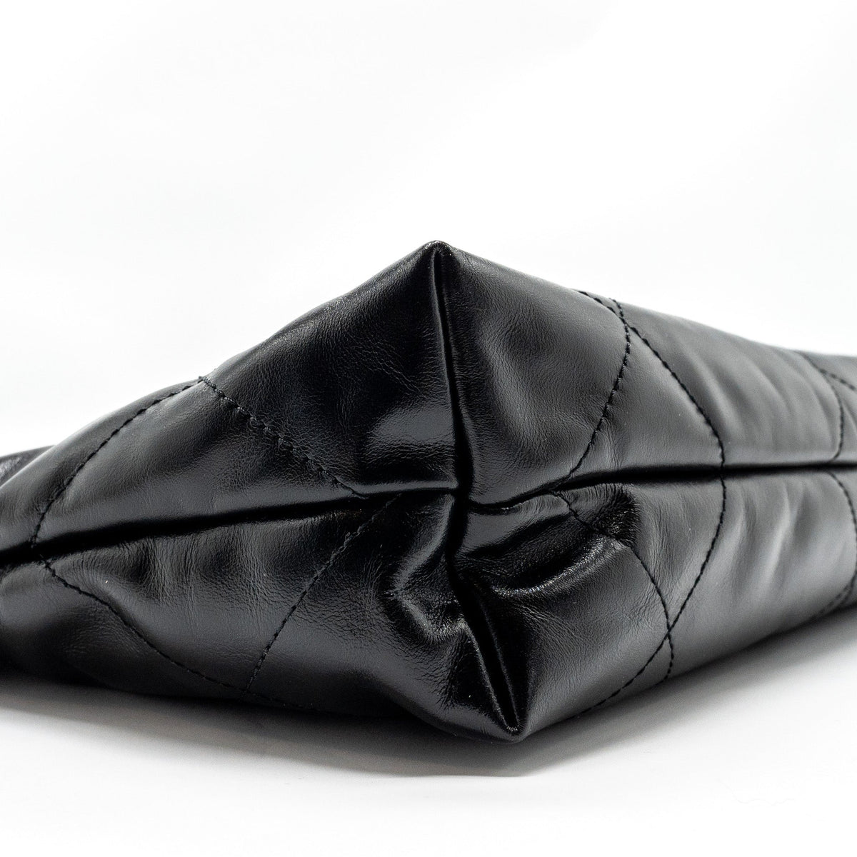 chanel-small-22-bag-shiny-calfskin-black-ghw-microchip-2