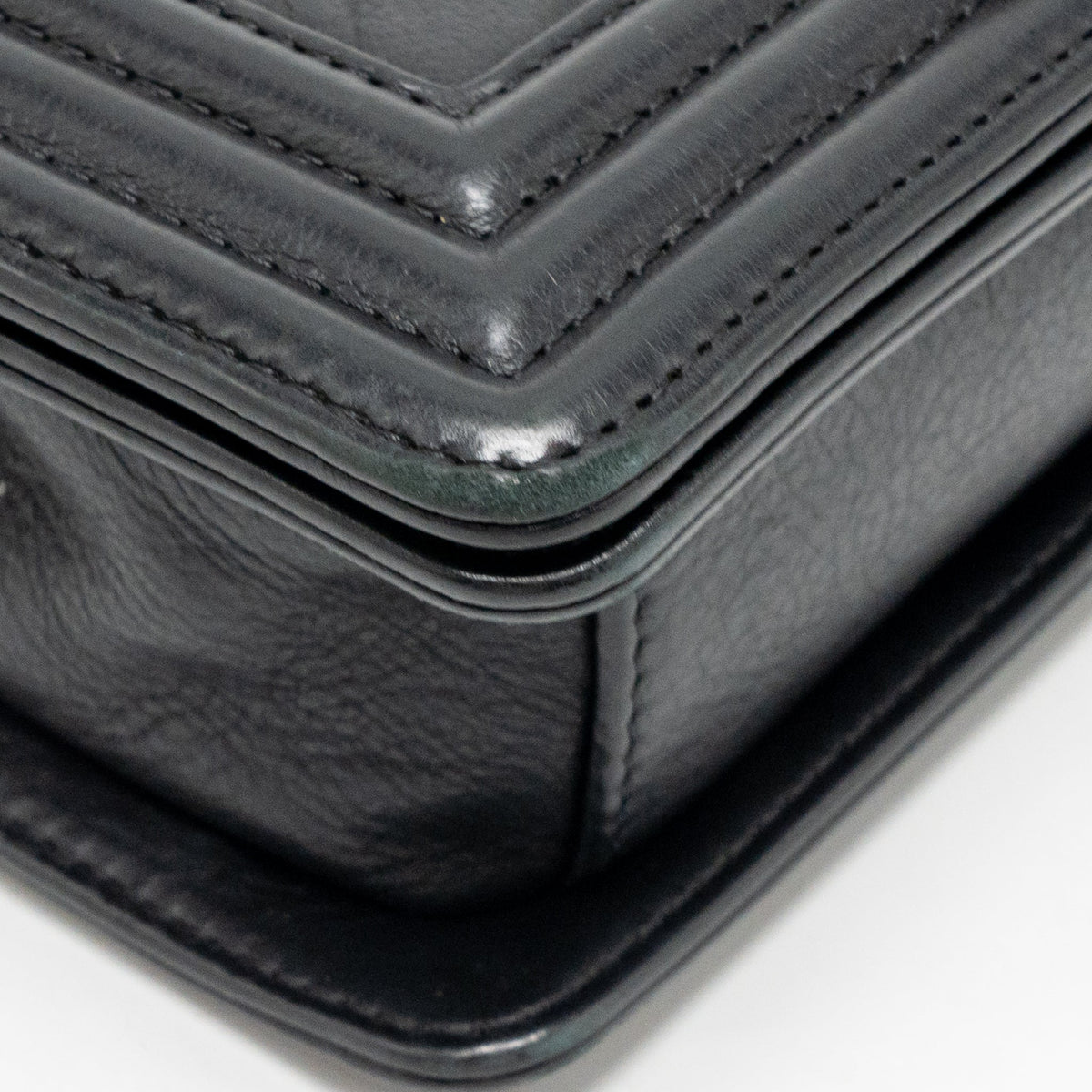 chanel-small-boy-bag-arabesque-calfskin-black-ruthenium-shw