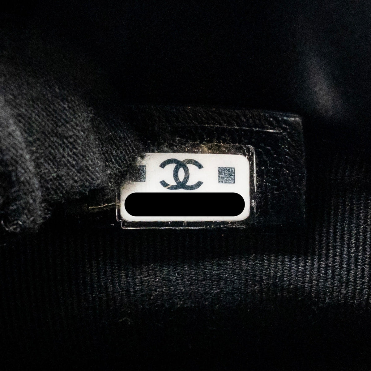 chanel-24b-twist-chain-top-handle-hobo-lunch-box-bag-lambskin-black-ghw-microchip