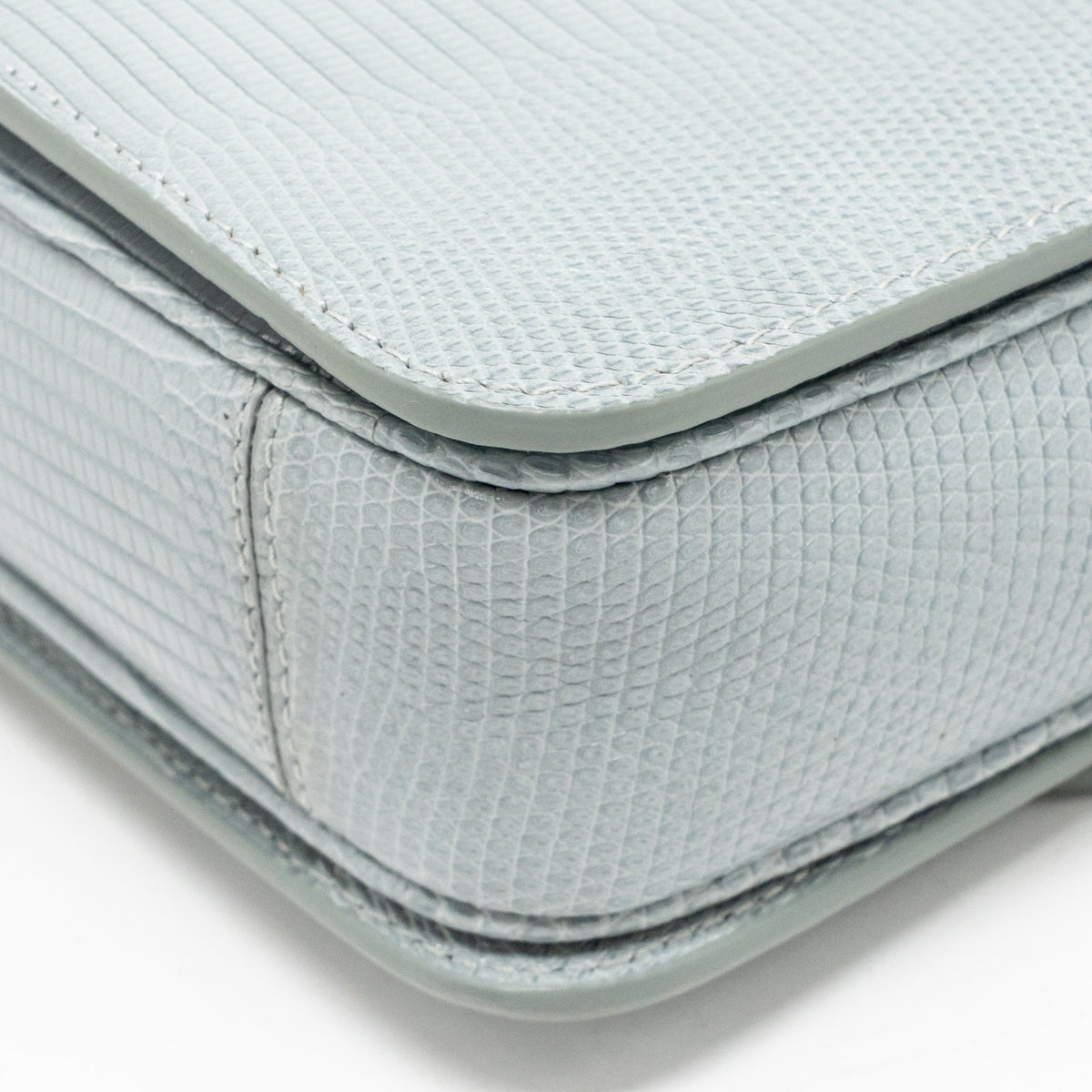 celine-teen-triomphe-bag-lizard-cloudy-grey-ghw