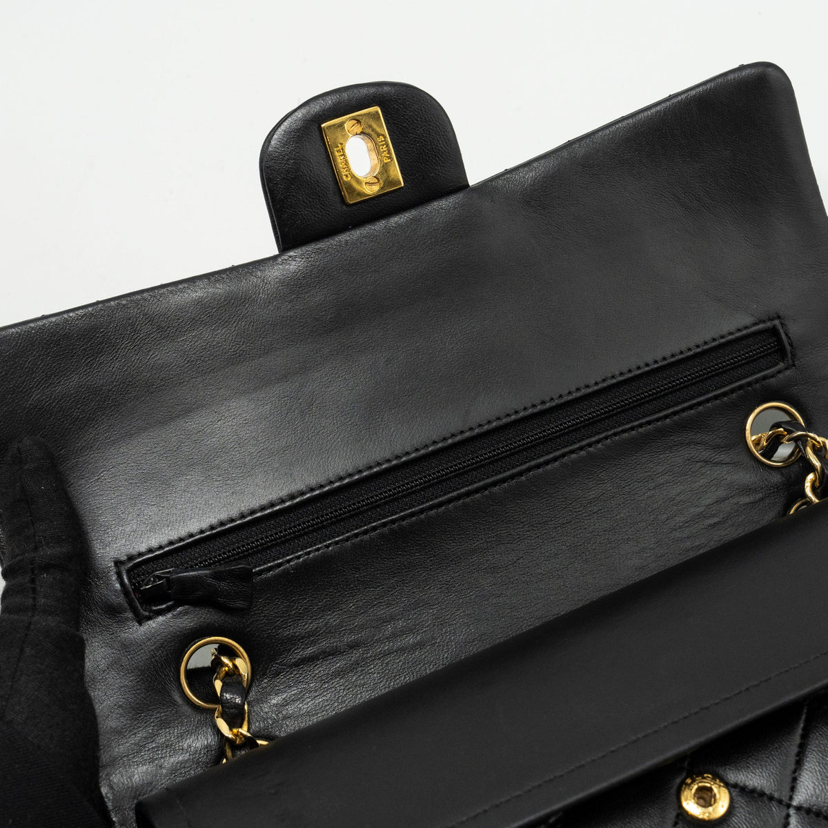 chanel-vintage-medium-classic-double-flap-bag-lambskin-black-ghw