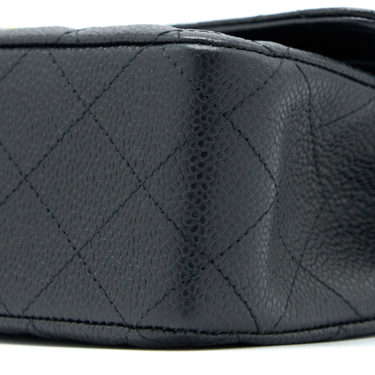 chanel-medium-classic-double-flap-bag-caviar-black-ghw-5