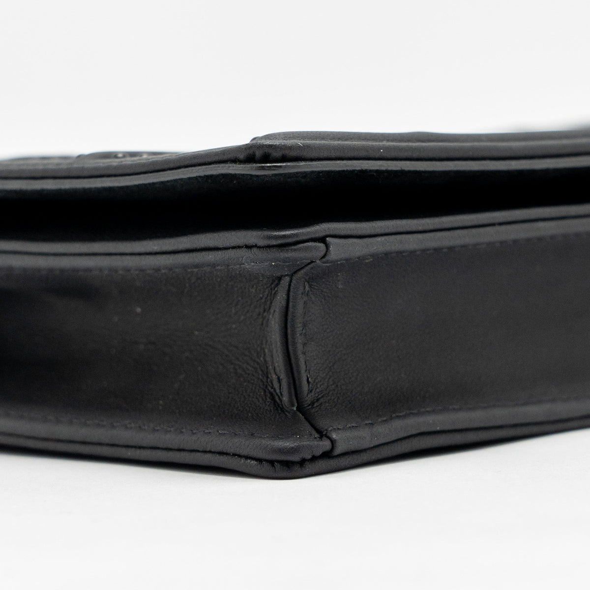 dior-studded-diorama-wallet-on-chain-leather-so-black-copy