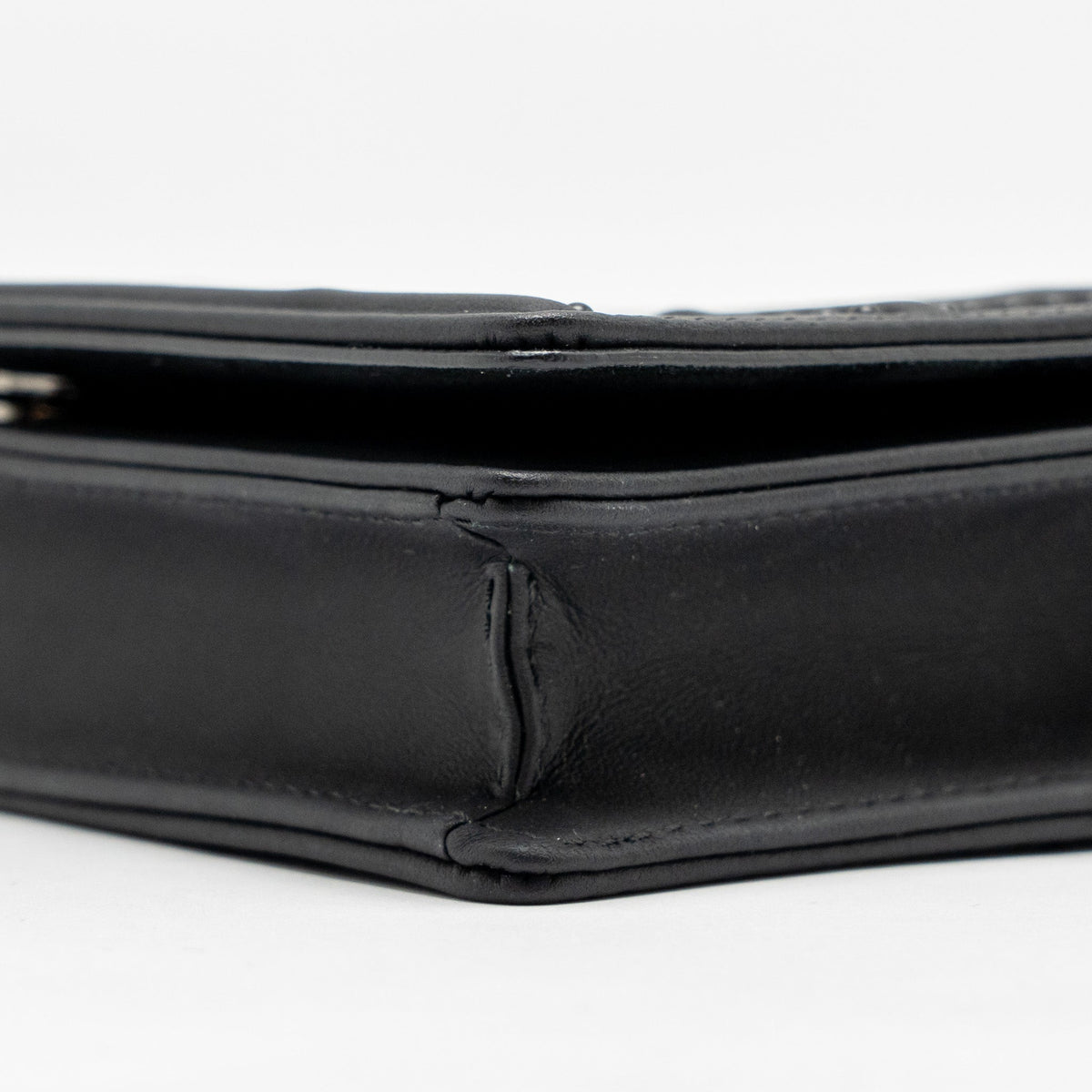 dior-studded-diorama-wallet-on-chain-leather-so-black-copy