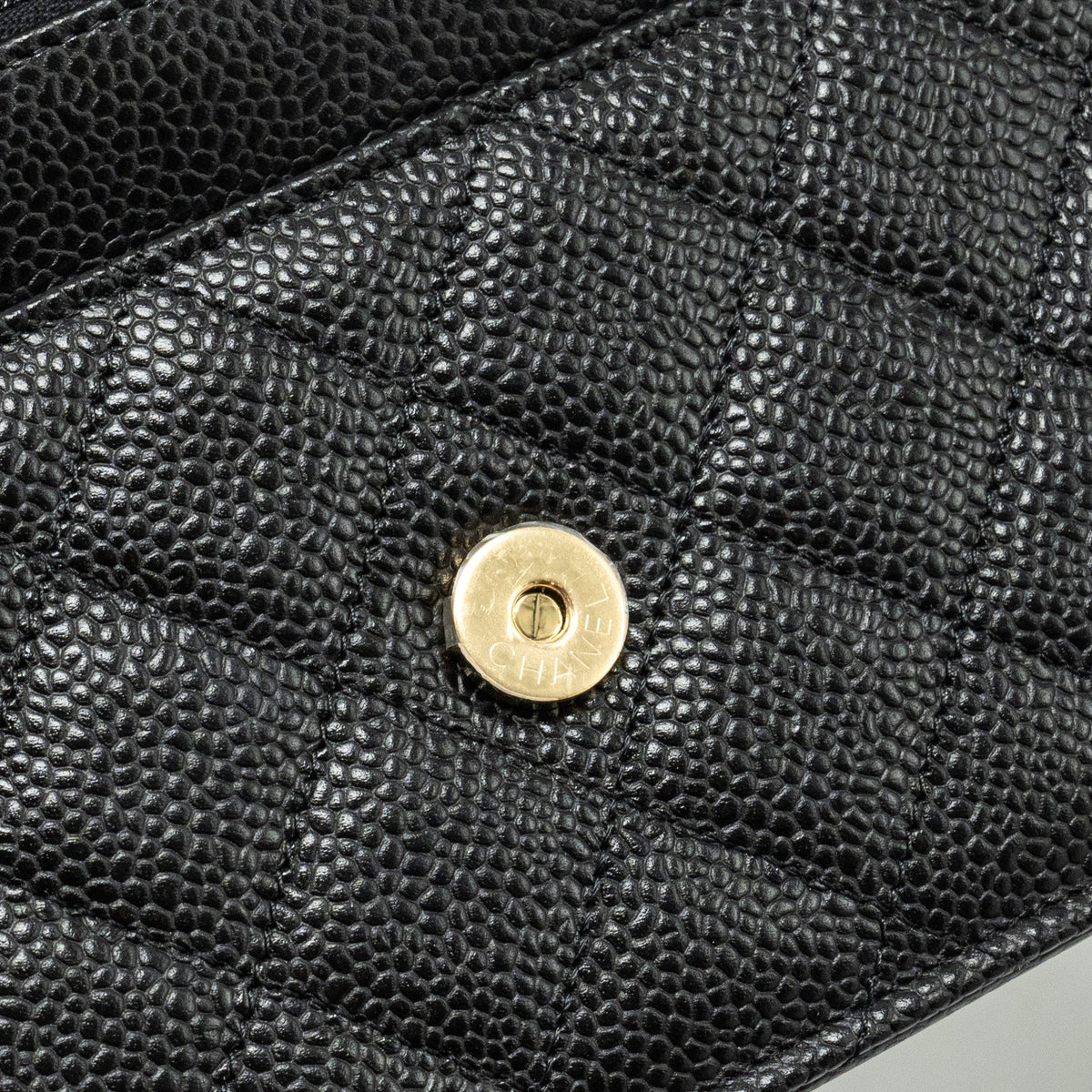 chanel-classic-wallet-on-chain-caviar-black-ghw-microchip-23