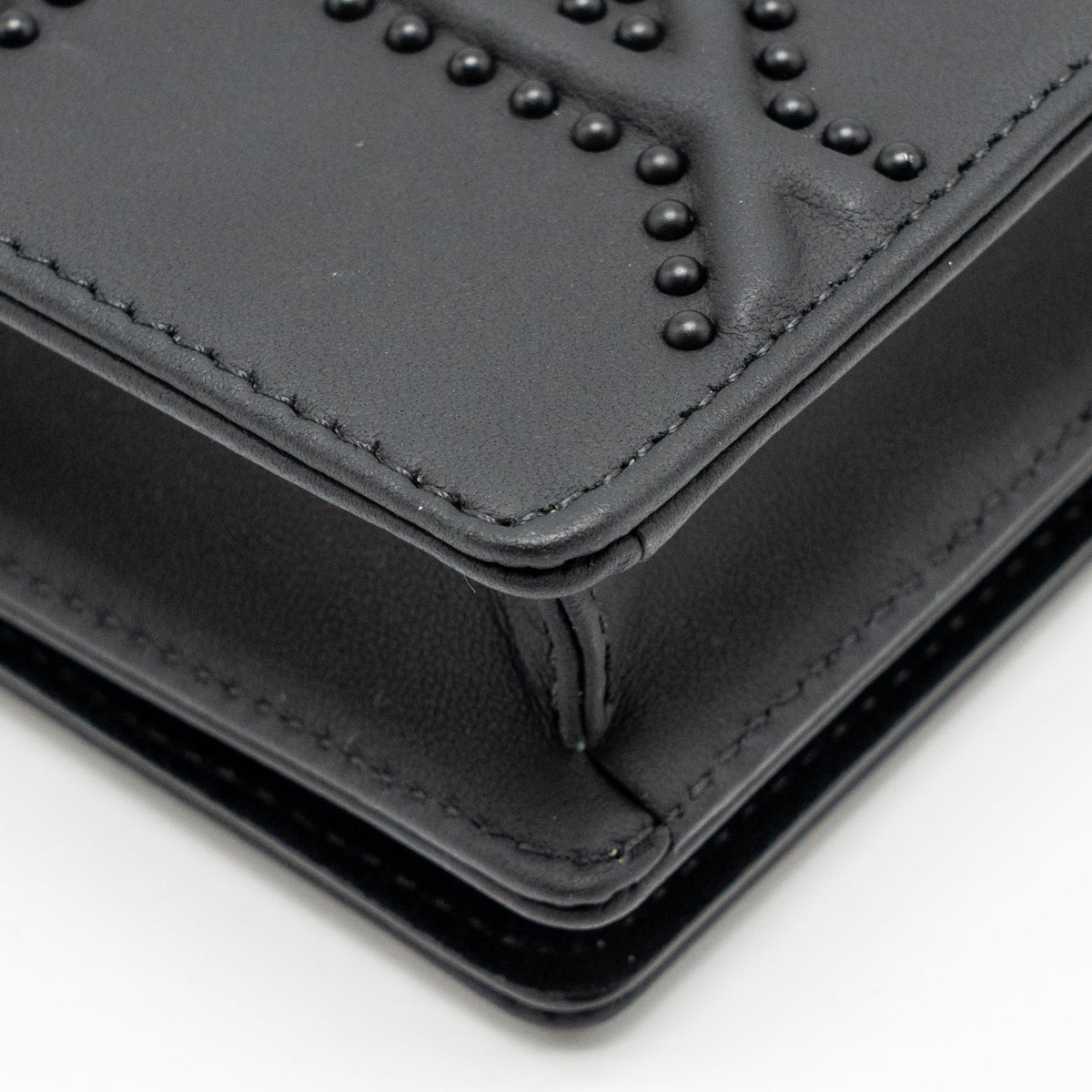 dior-studded-diorama-wallet-on-chain-leather-so-black-copy