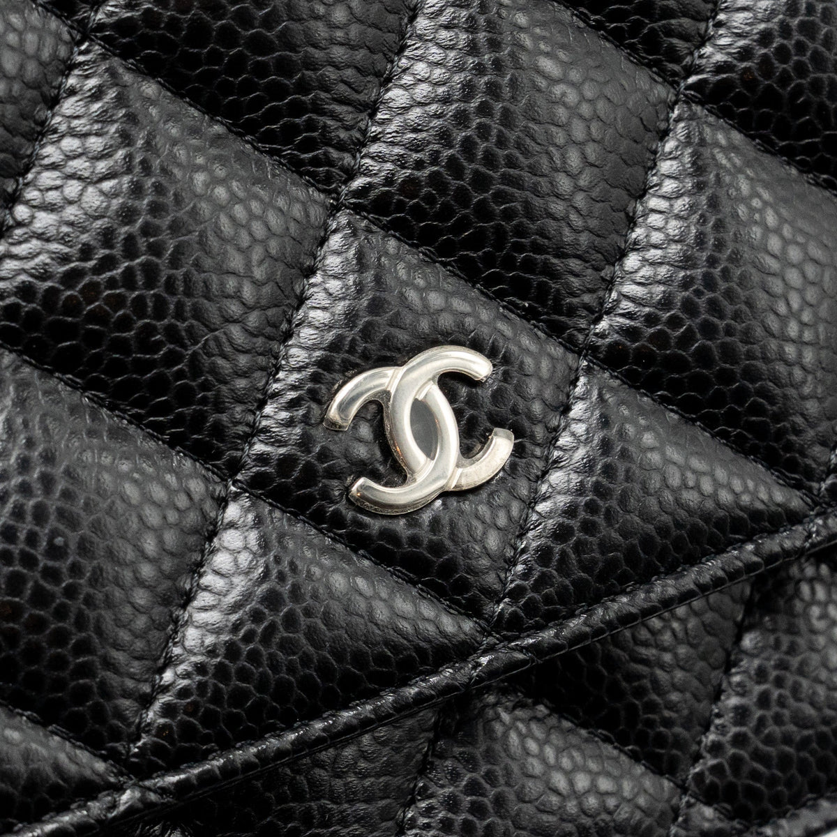 chanel-classic-wallet-on-chain-caviar-black-shw-microchip-copy