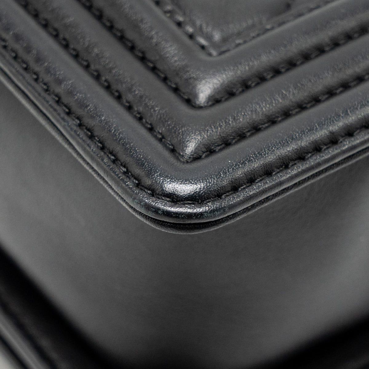 chanel-small-boy-bag-calfskin-black-ghw-copy