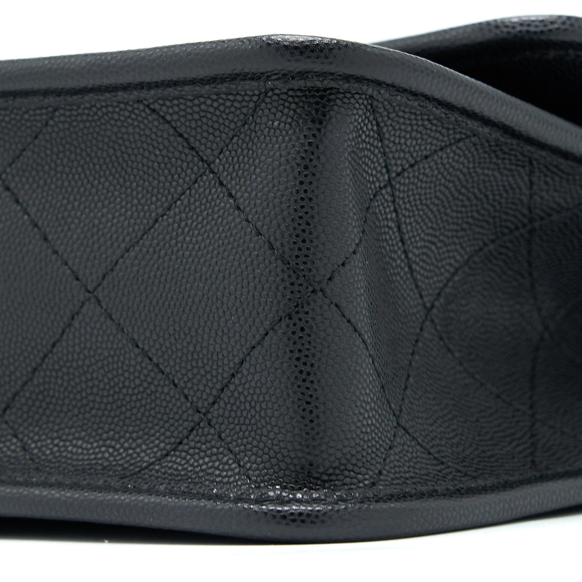 chanel-22k-top-handle-messenger-bag-caviar-black-brushed-ghw-microchip-1
