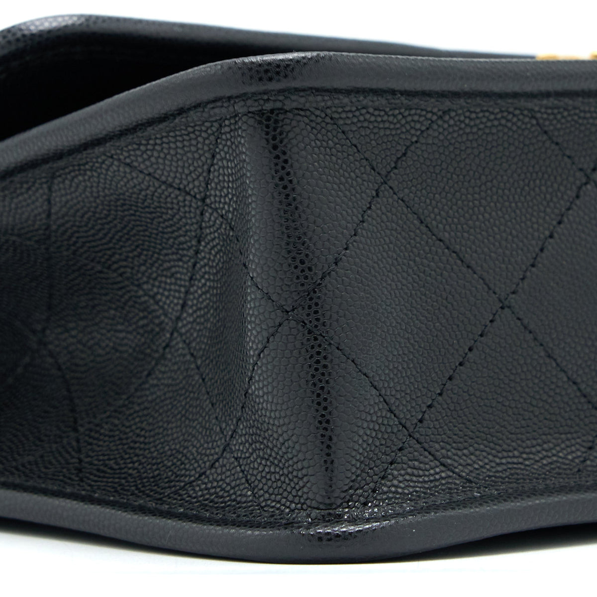chanel-22k-top-handle-messenger-bag-caviar-black-brushed-ghw-microchip-1