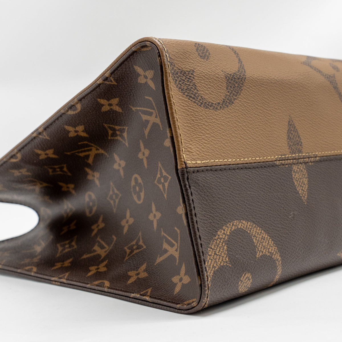 louis-vuitton-onthego-mm-monogram-monogram-reverse-canvas-ghw-copy-1