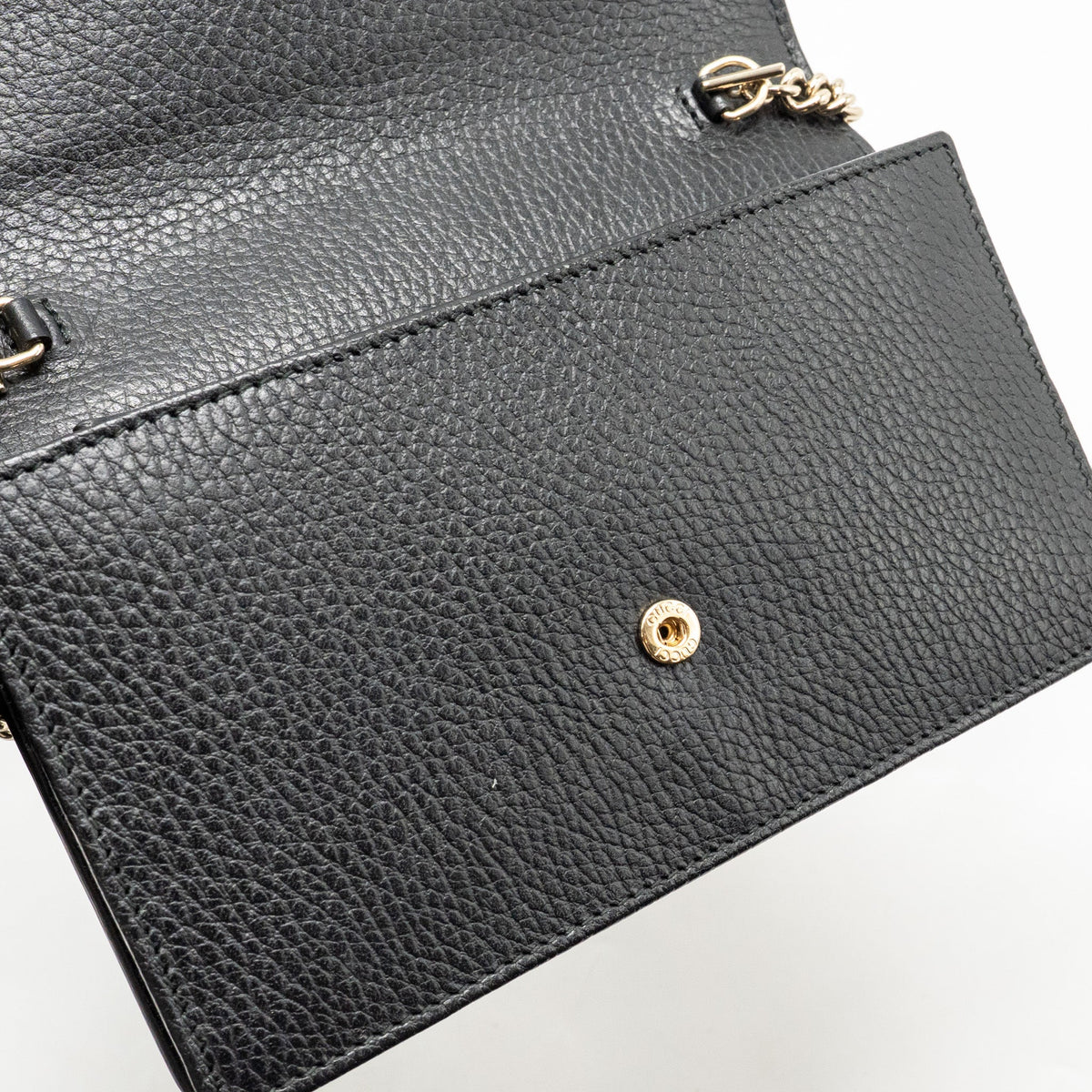 gucci-interlocking-chain-wallet-calfskin-black-ghw