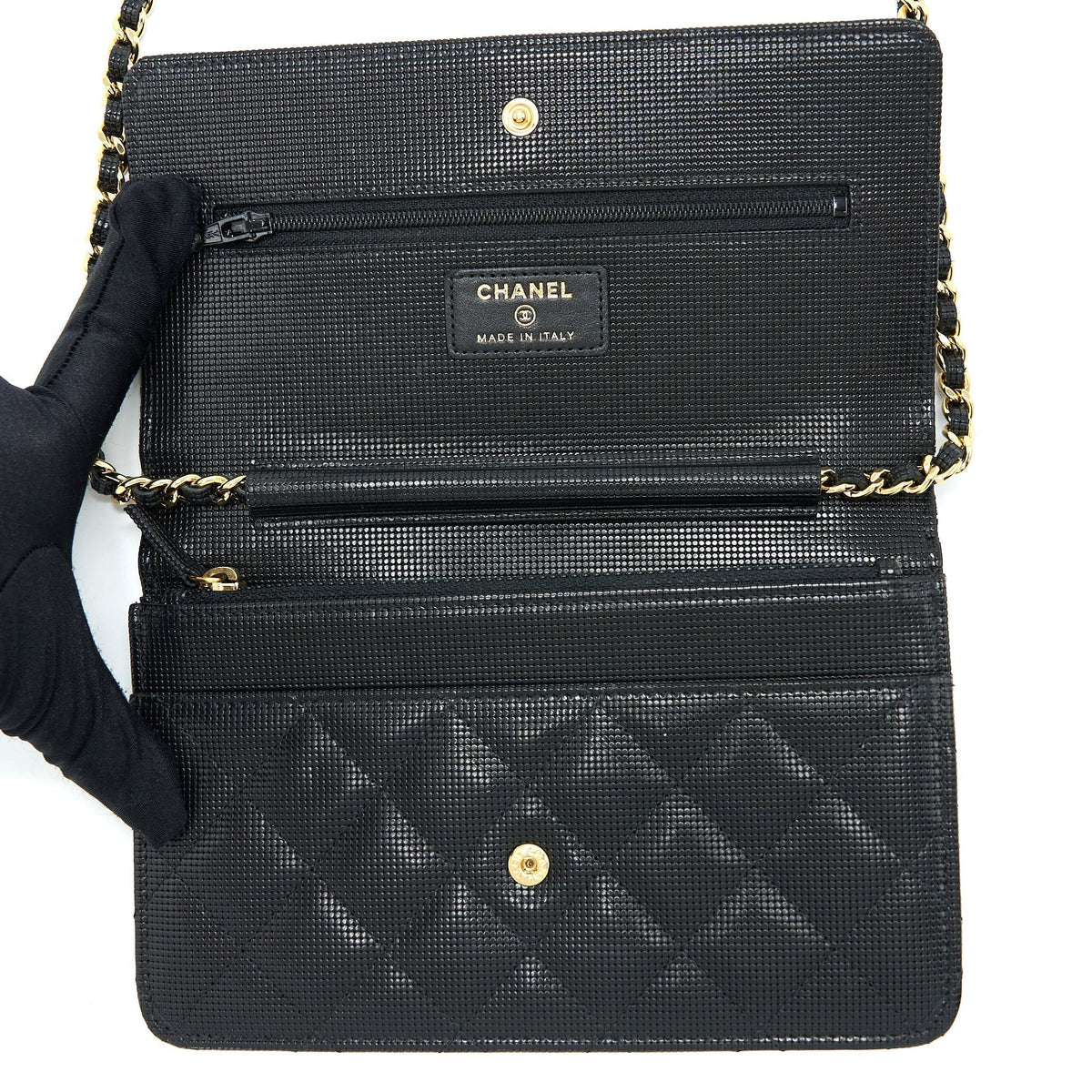chanel-limited-wallet-on-chain-calfskin-black-ghw-1