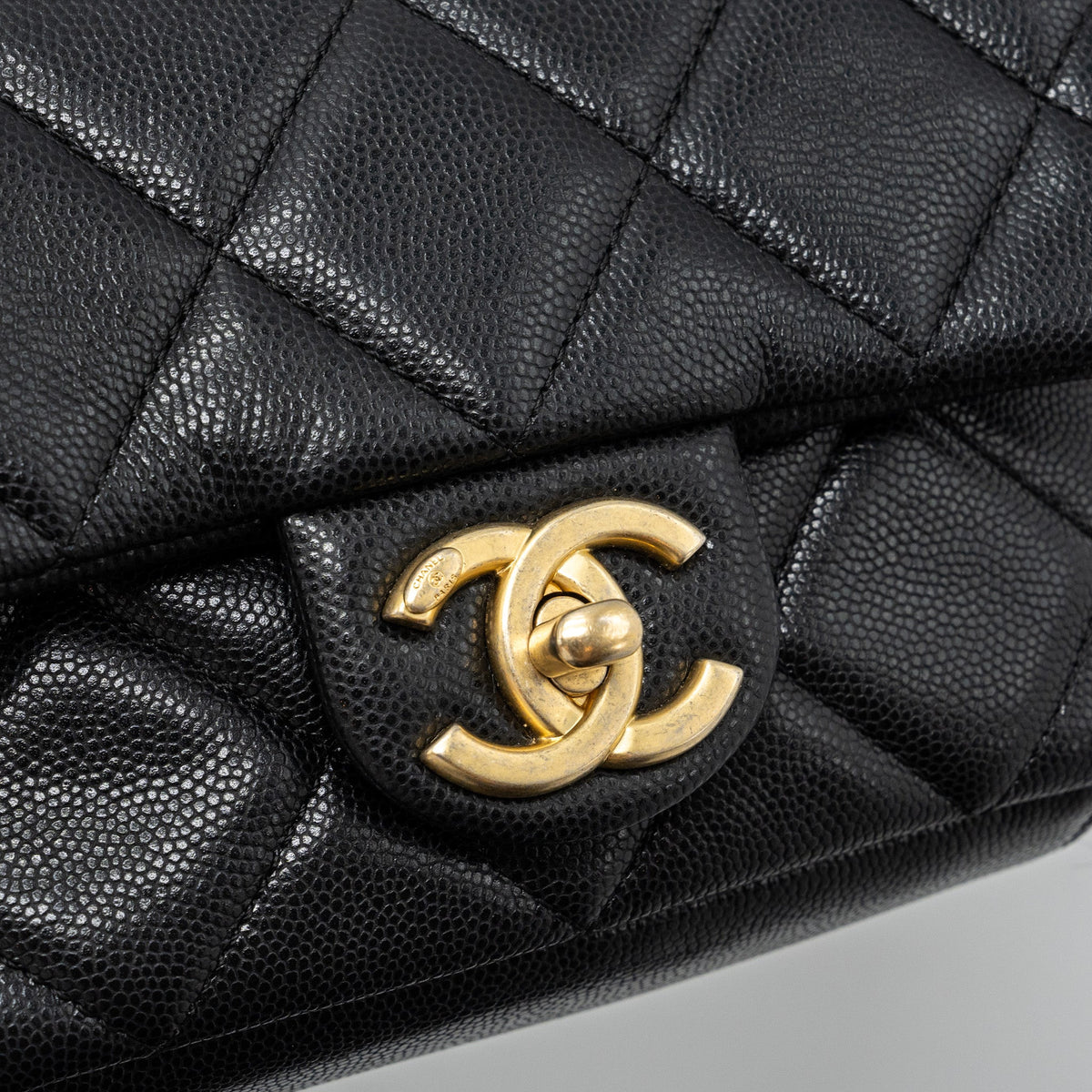 chanel-mini-twist-your-button-square-flap-bag-caviar-black-ghw