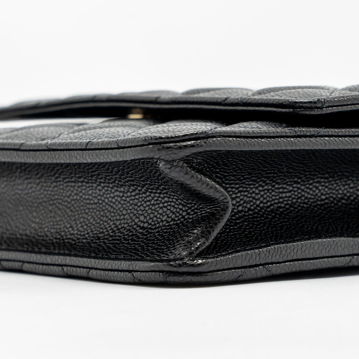 chanel-square-wallet-on-chain-caviar-black-lghw-microchip