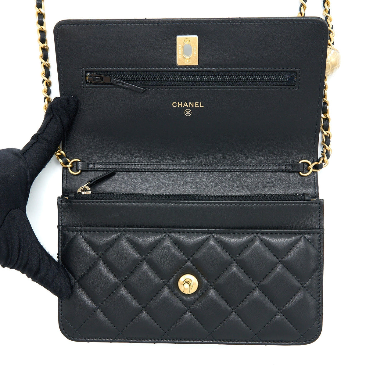 chanel-pearl-crush-wallet-on-chain-lambskin-brushed-ghw-microchip