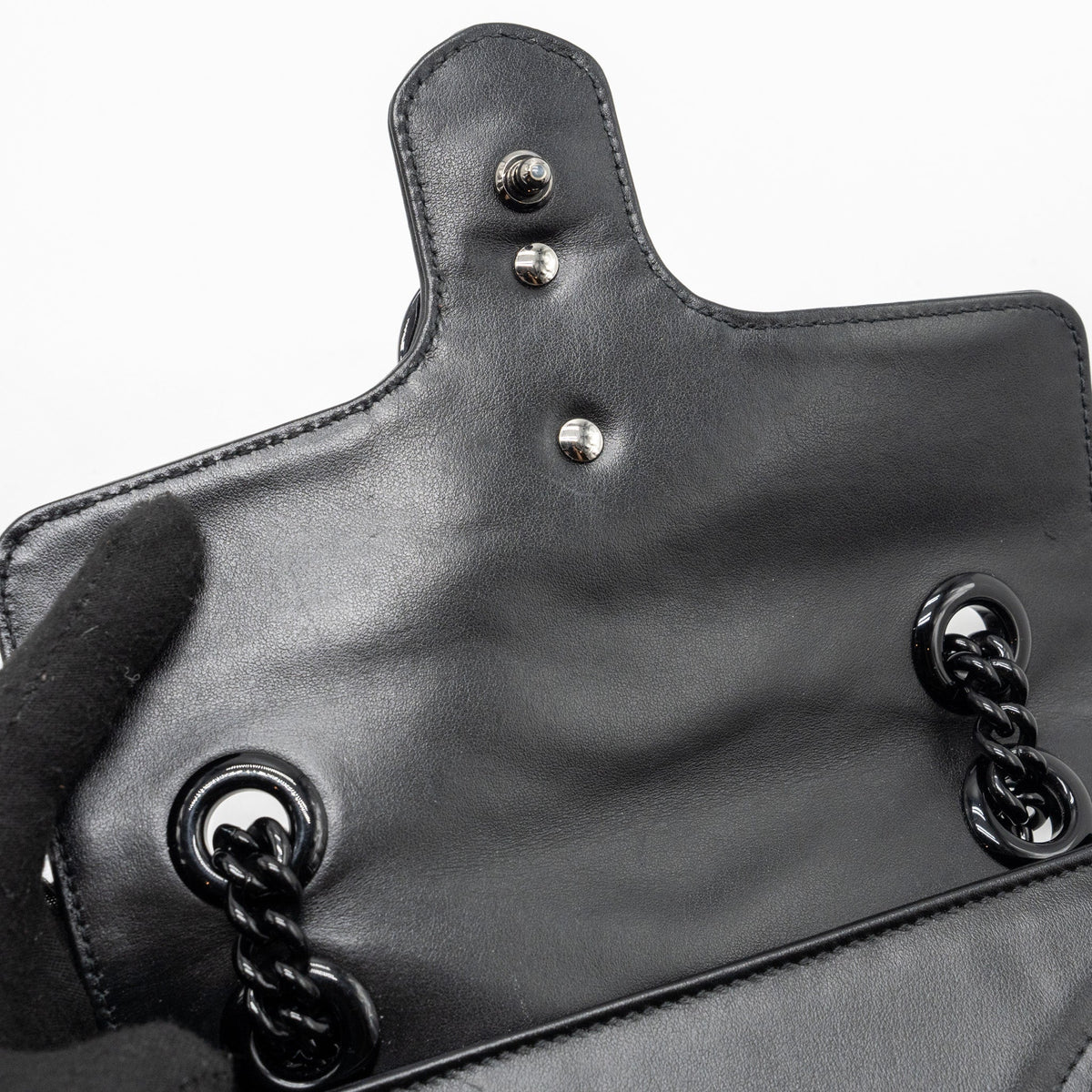 gucci-mini-marmont-calfskin-black-with-black-hardware