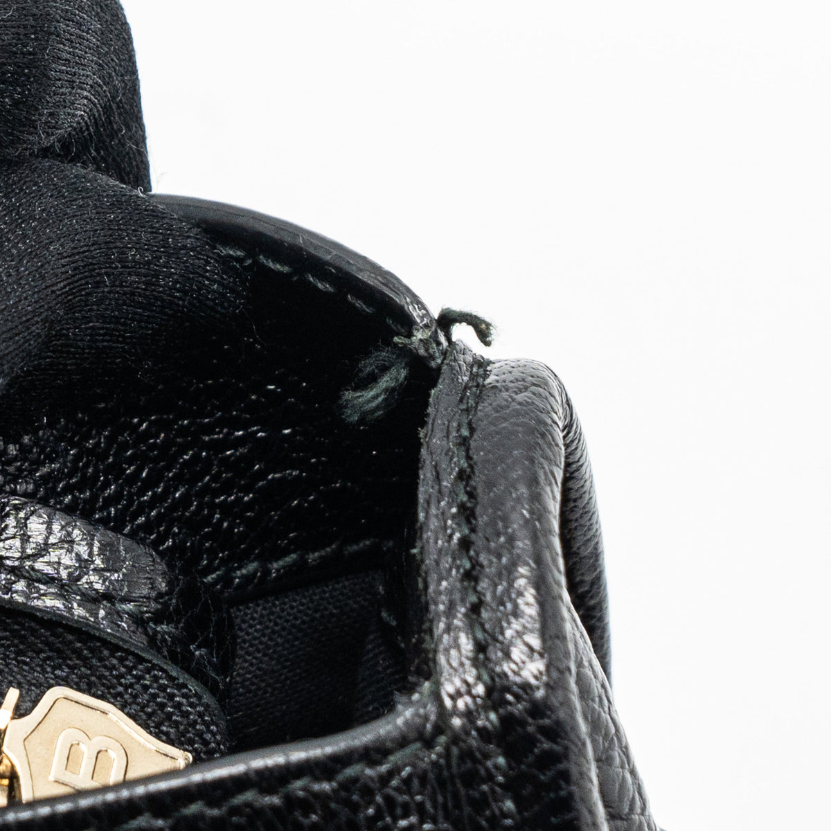 balenciaga-classic-city-bag-leather-black-ghw