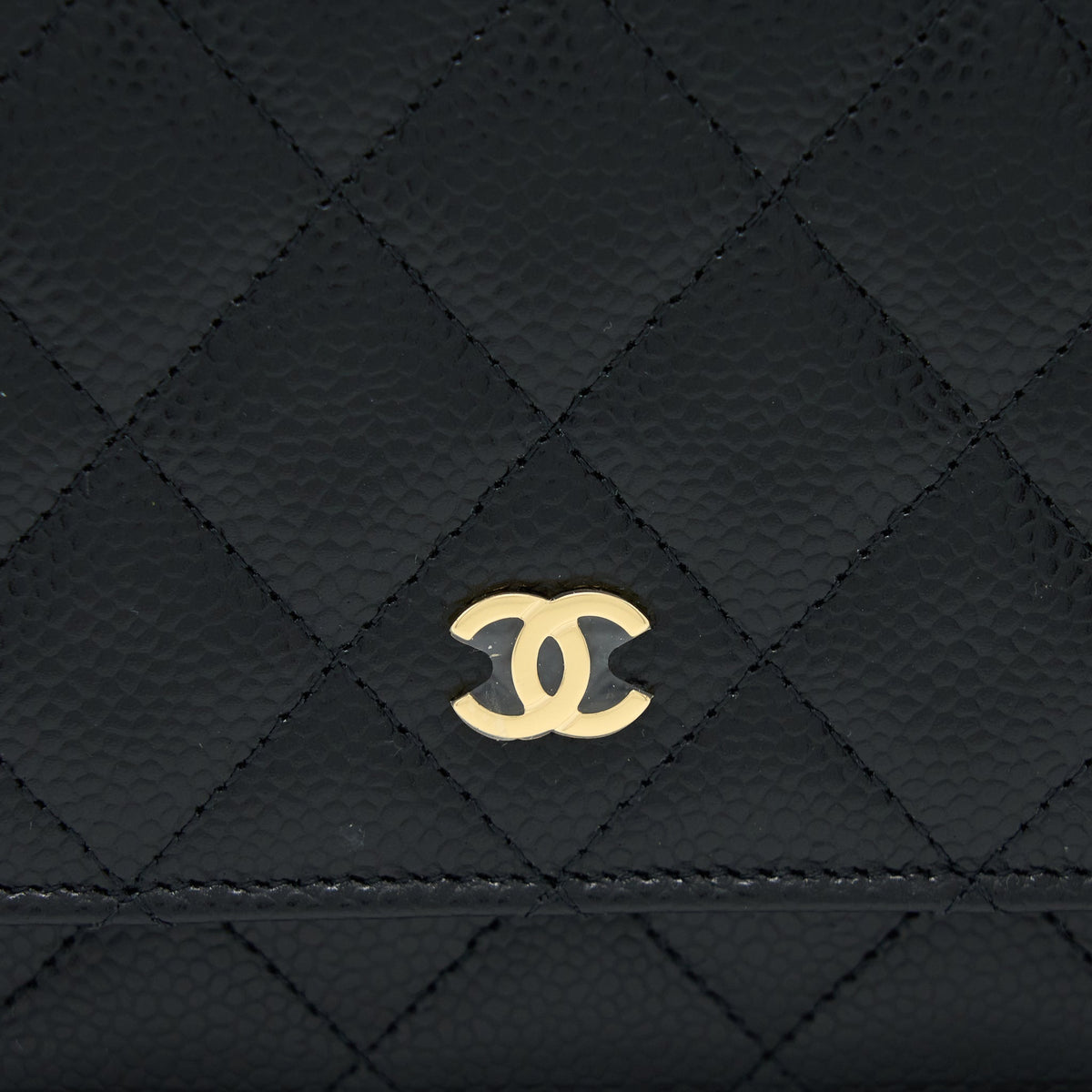 chanel-classic-wallet-on-chain-caviar-black-ghw-microchip-10