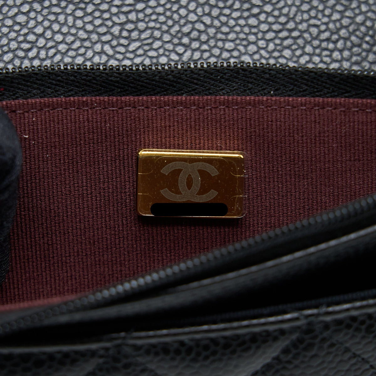 chanel-classic-wallet-on-chain-caviar-black-ghw-microchip-10