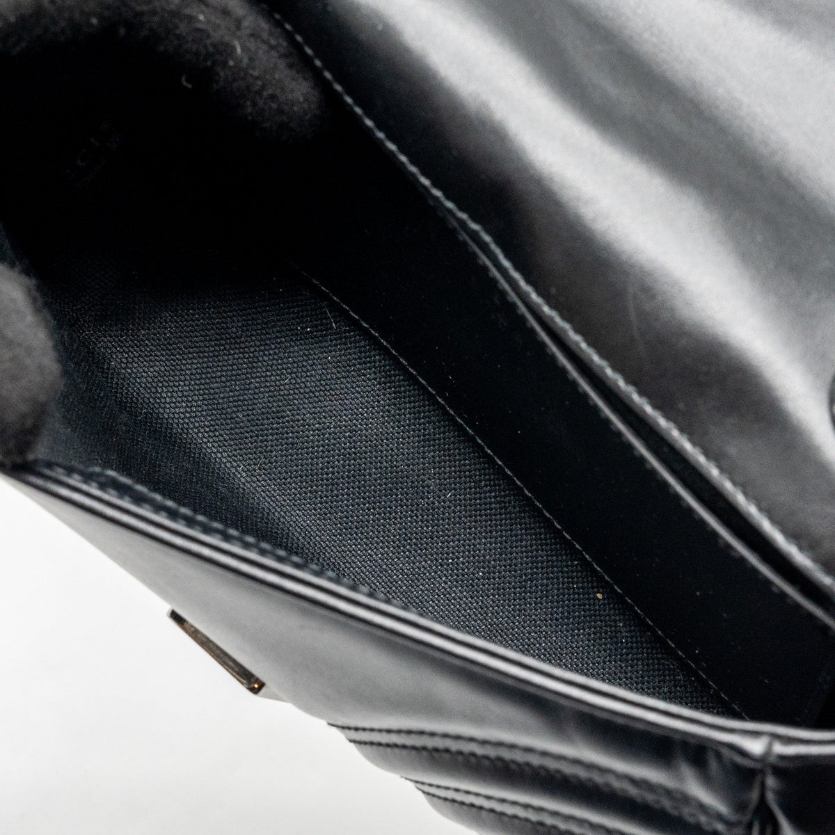 gucci-mini-marmont-calfskin-black-with-black-hardware