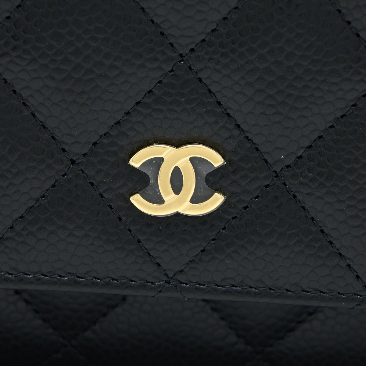 chanel-classic-wallet-on-chain-caviar-black-ghw-microchip-9