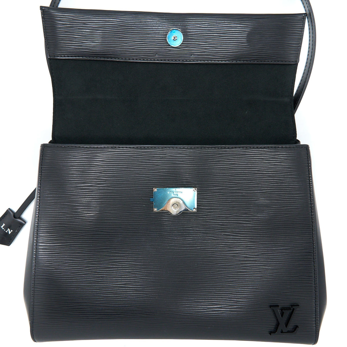 louis-vuitton-cluny-mm-epi-black-shw