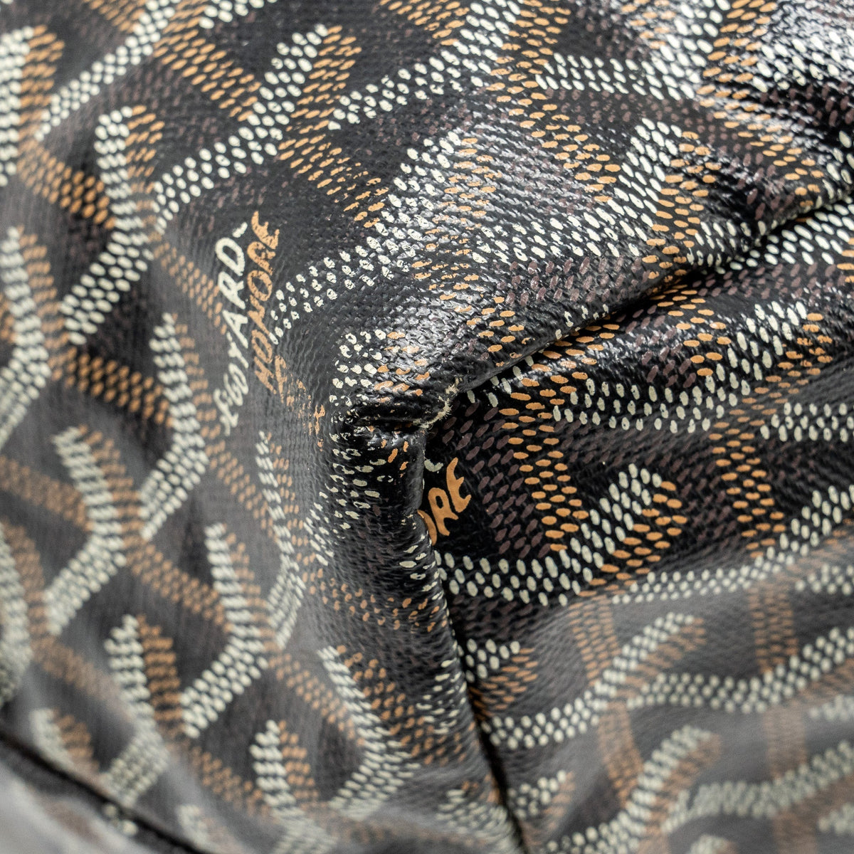 goyard-saint-louis-pm-tote-black