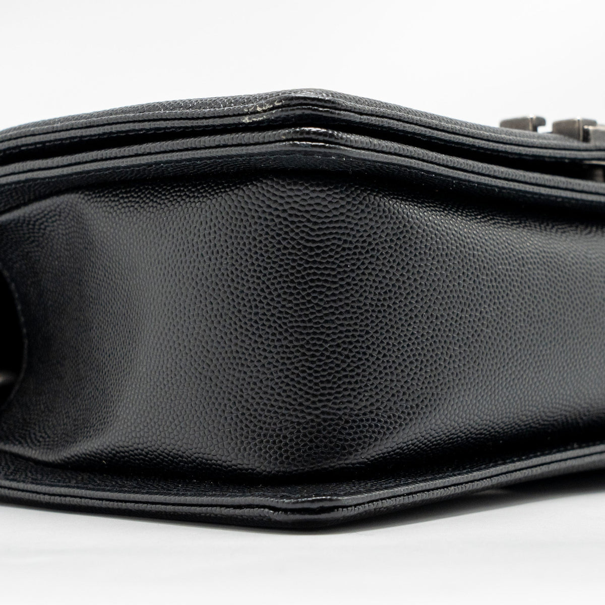 chanel-medium-boy-bag-caviar-black-ruthenium-hardware-1