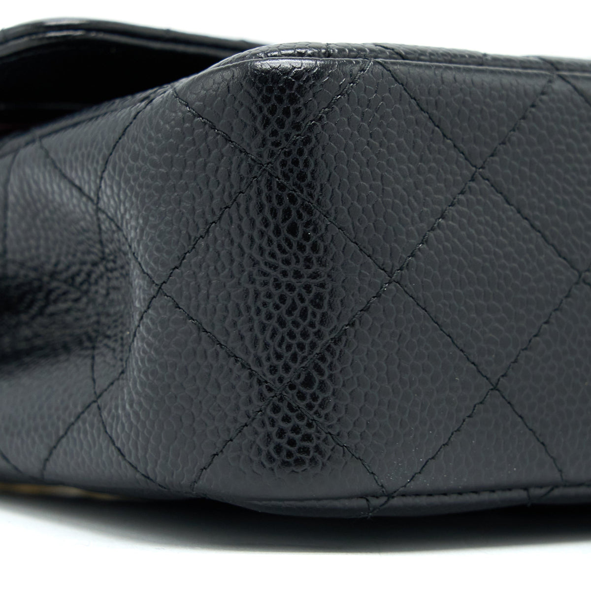 chanel-medium-classic-double-flap-bag-caviar-black-ghw-6