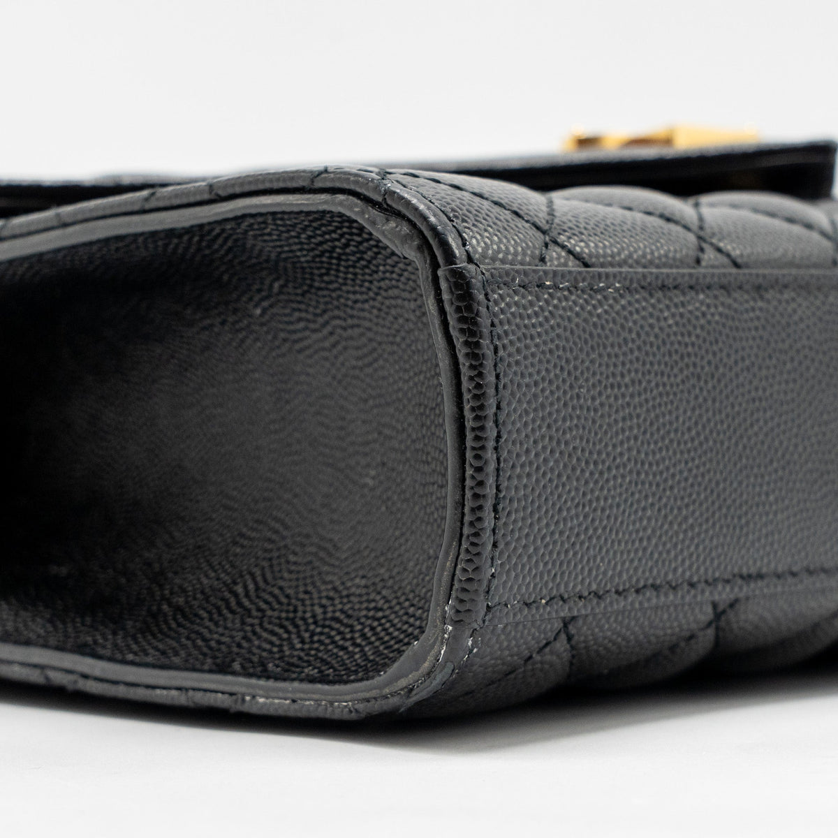 saint-laurent-ysl-medium-envelope-bag-calfskin-black-ghw