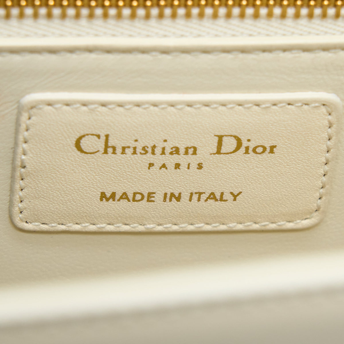 dior-medium-montaigne-30-bag-white-ghw