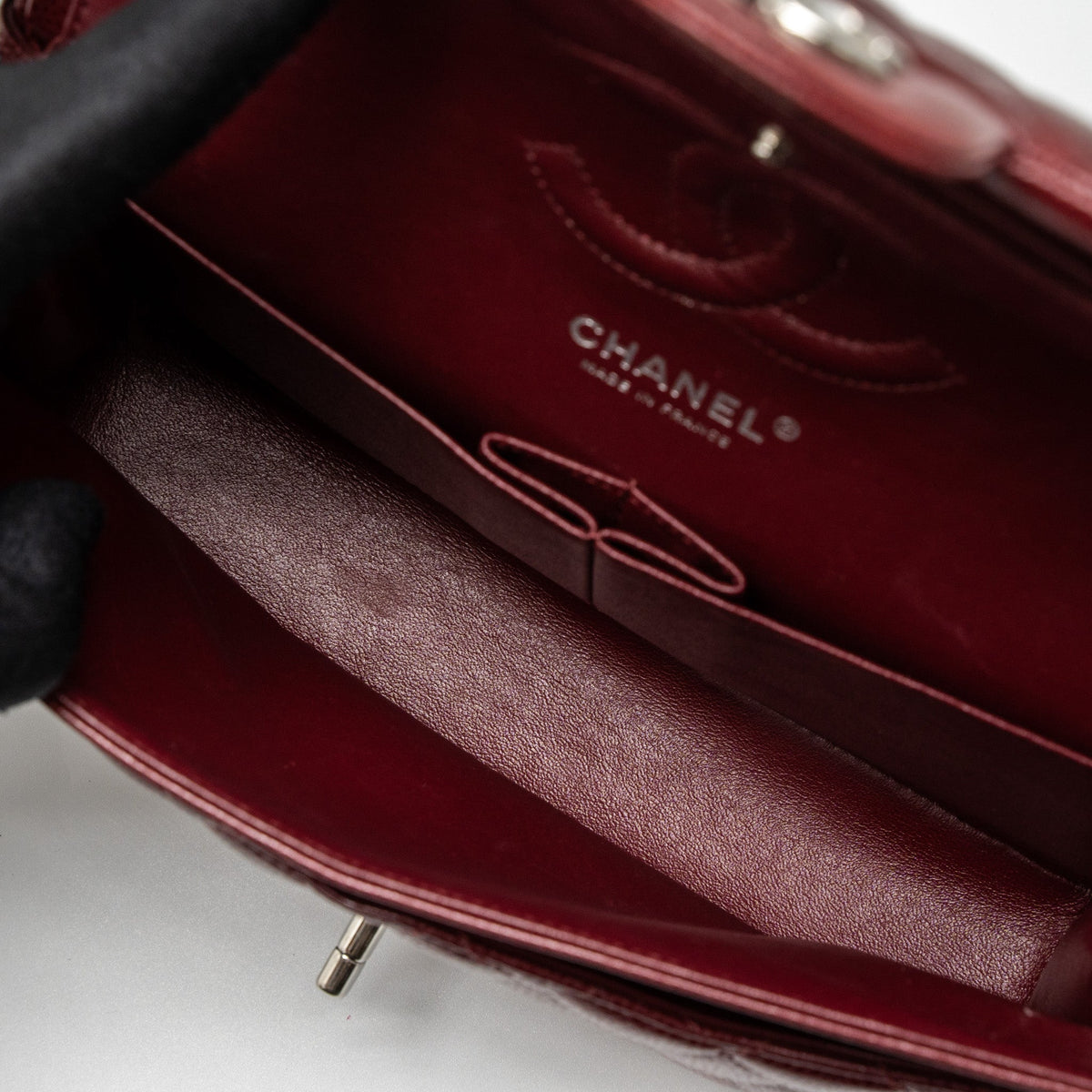 chanel-medium-classic-double-flap-bag-caviar-dark-red-shw