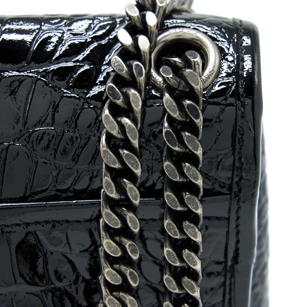saint-laurent-medium-niki-chain-bag-patent-black-and-shw