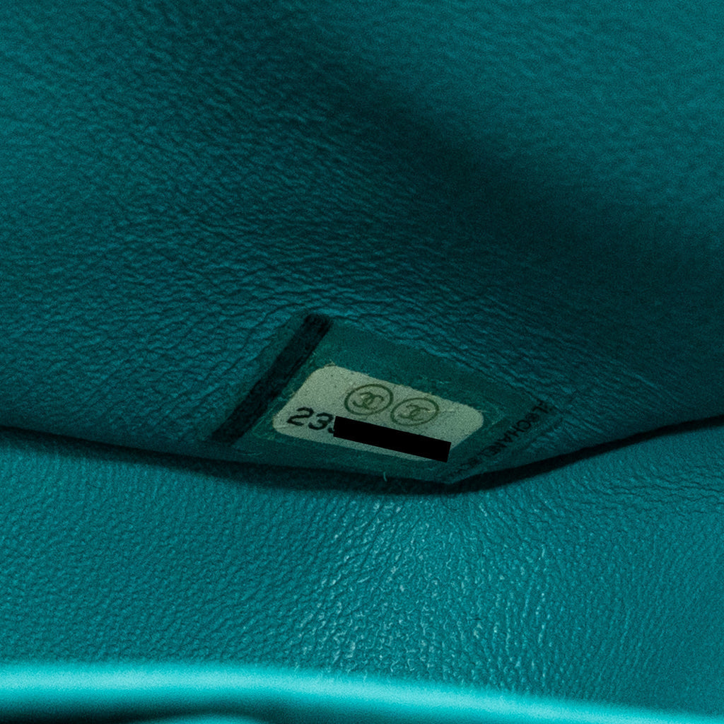 chanel-medium-classic-double-flap-bag-caviar-bright-blue-lghw