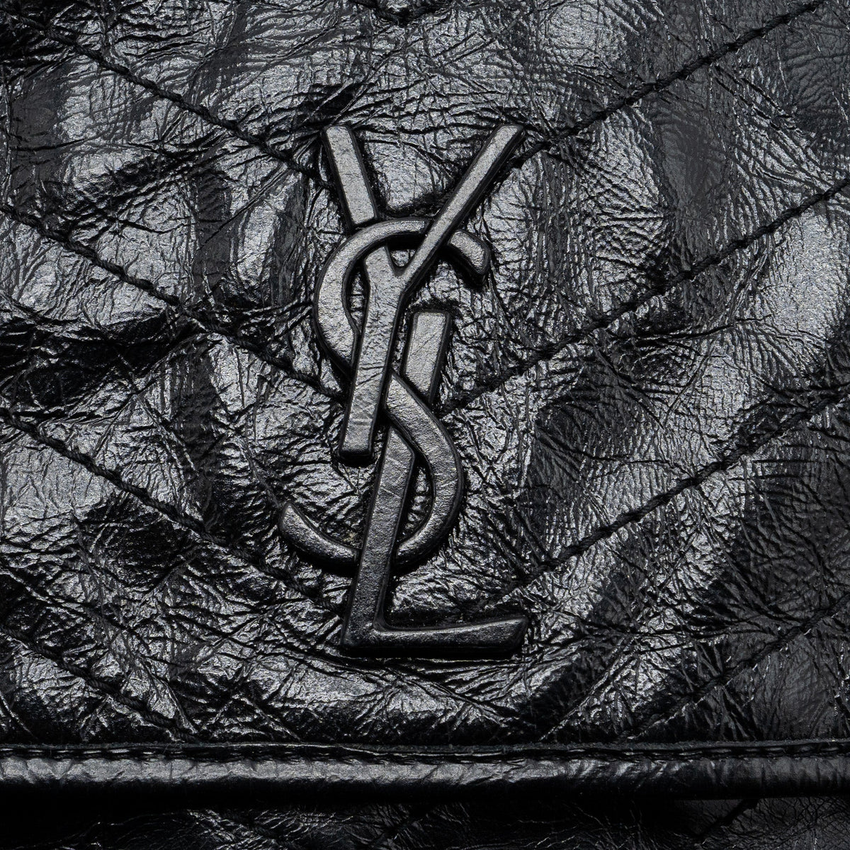 saint-laurent-medium-niki-calfskin-leather-black-shw