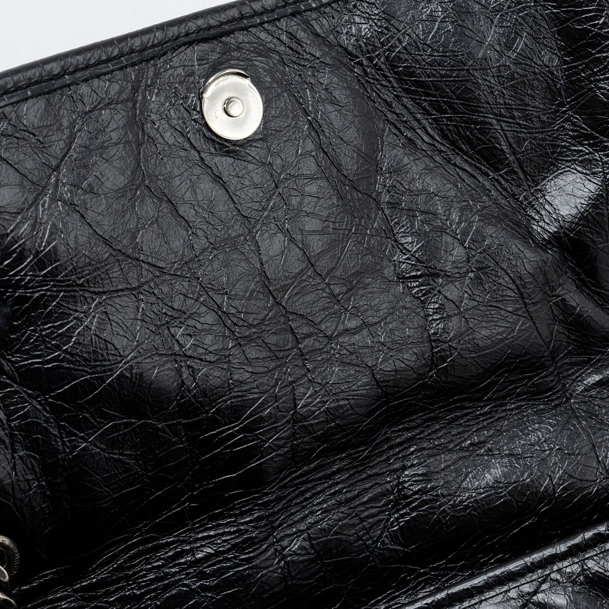 saint-laurent-medium-niki-calfskin-leather-black-shw