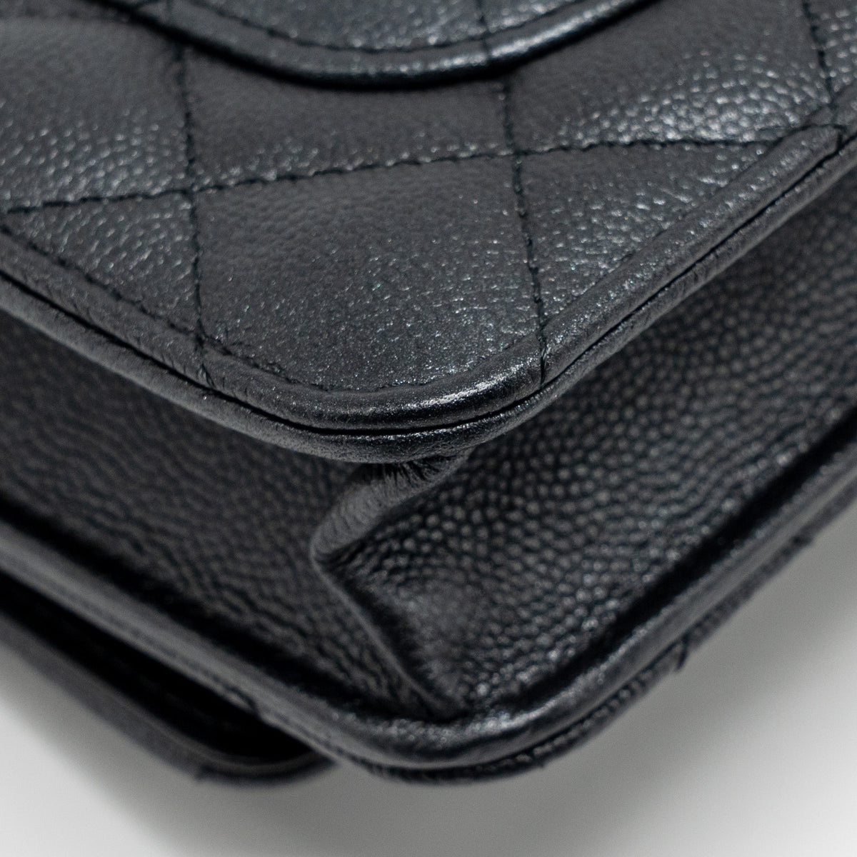 chanel-23b-wallet-on-chain-with-adjustable-chain-caviar-black-ghw-microchip-copy