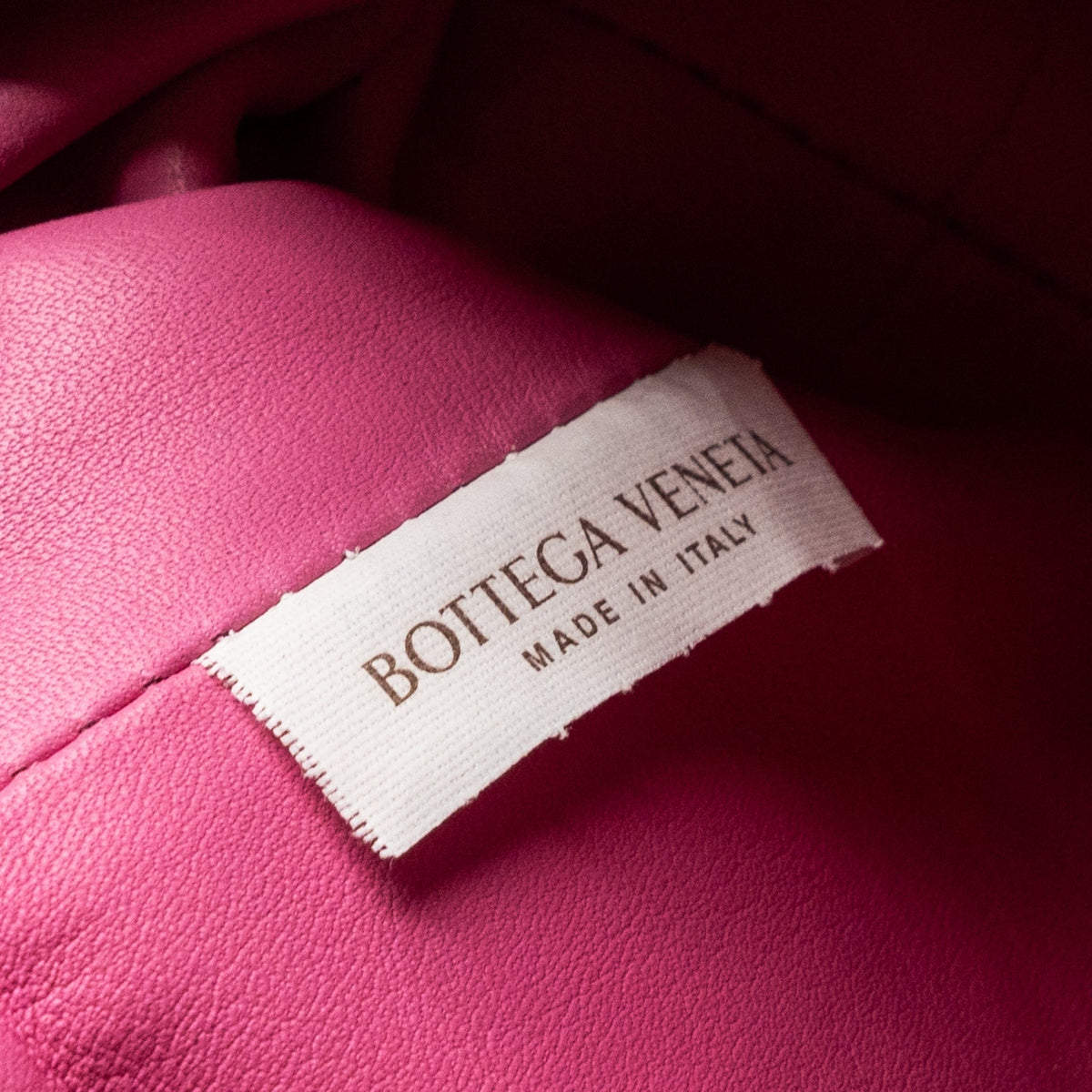 bottega-veneta-mini-pouch-calfskin-pink-shw