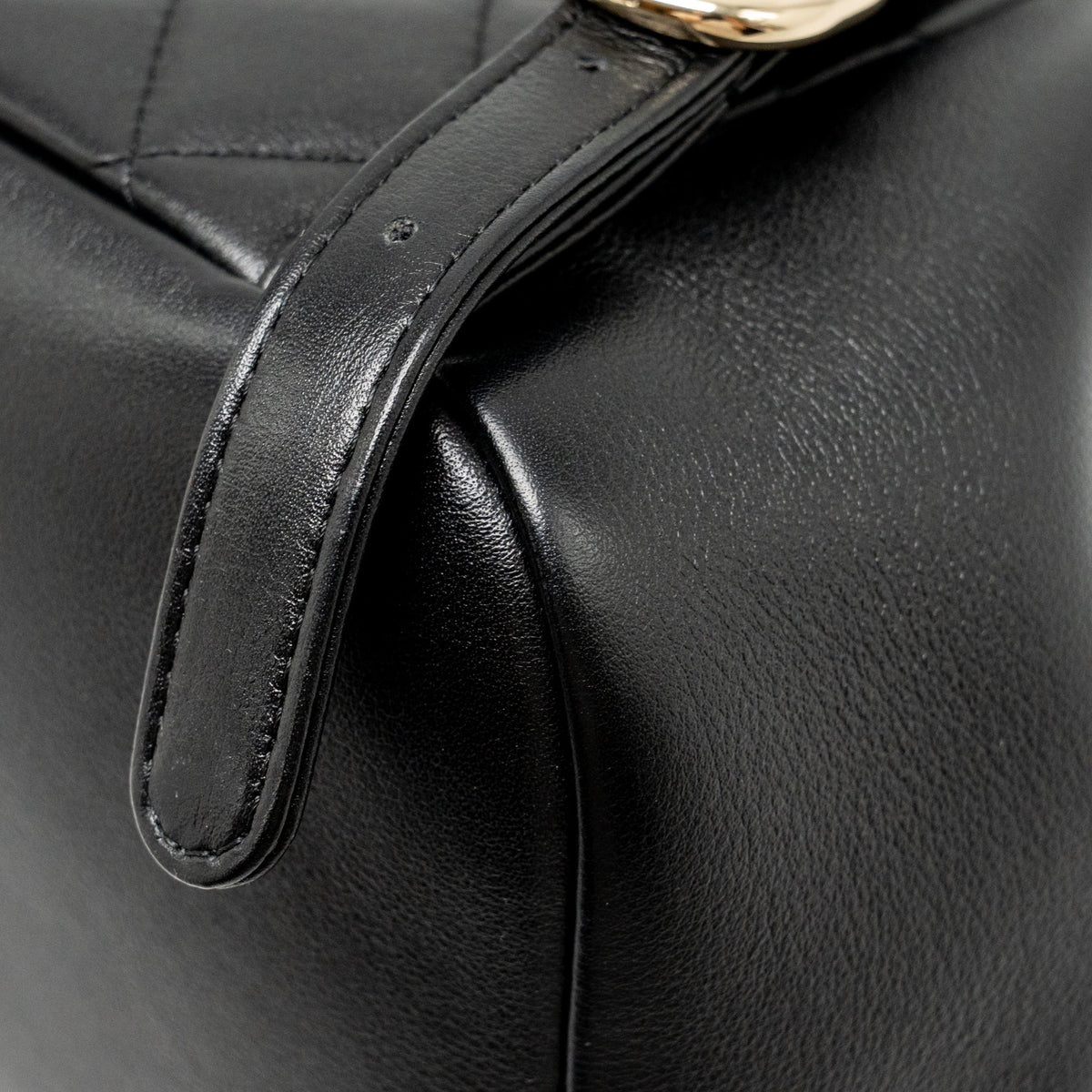 chanel-mini-duma-backpack-calfskin-black-lghwmicrochip