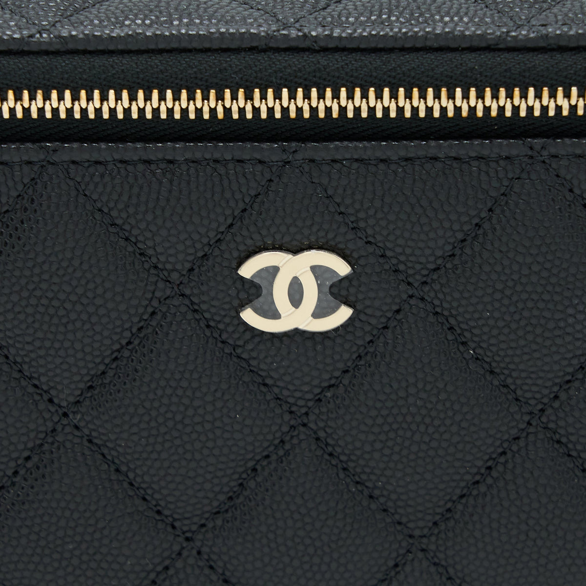 chanel-long-vanity-case-caviar-black-lghw-microchip