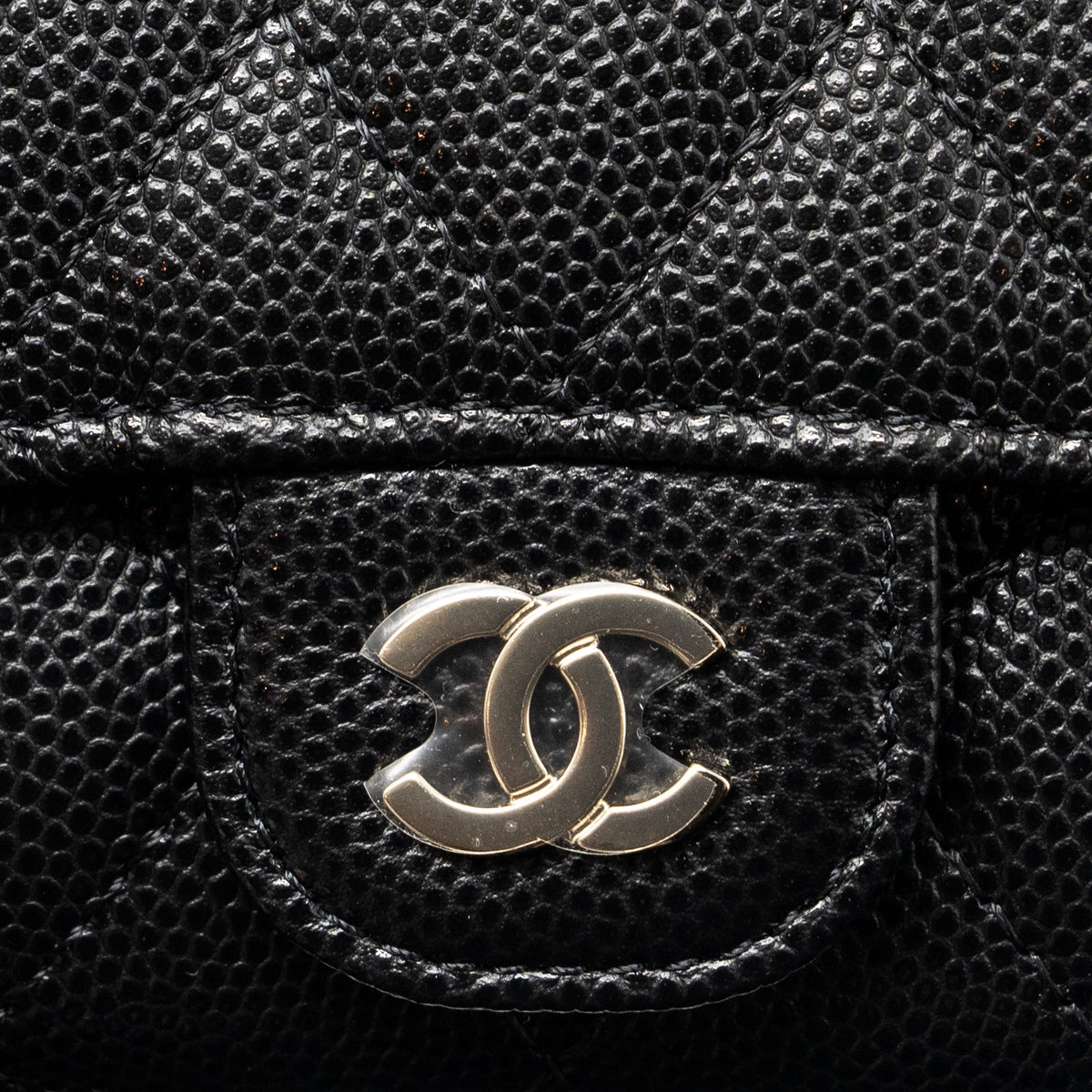 chanel-classic-flap-key-holder-caviar-black-lghw