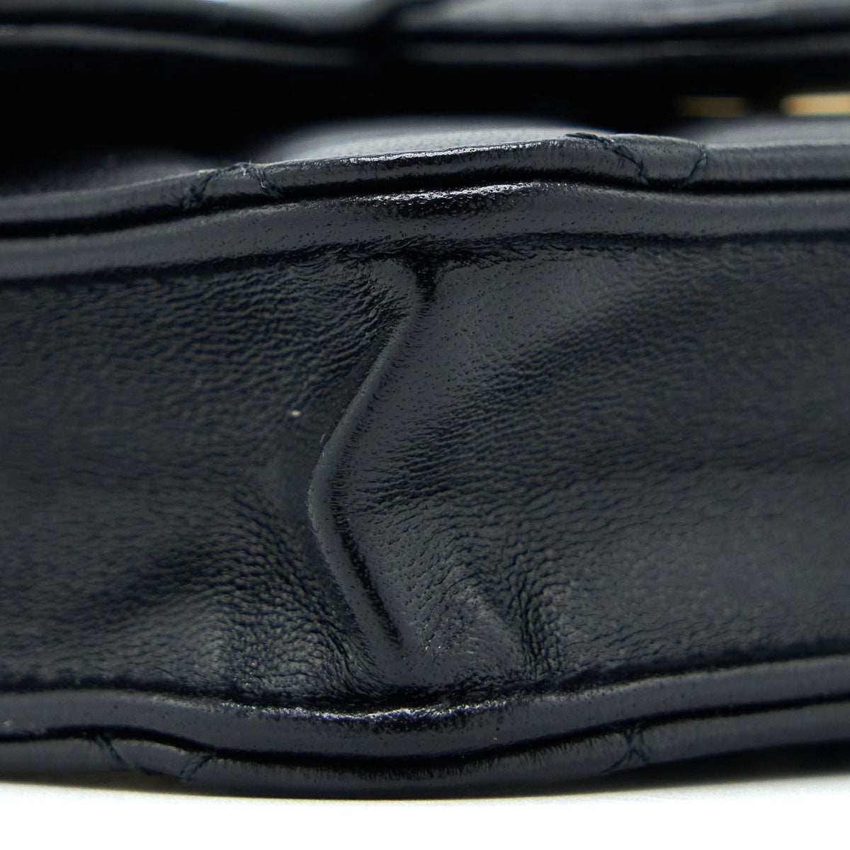 chanel-mini-top-handle-flap-bag-lambskin-black-lghw