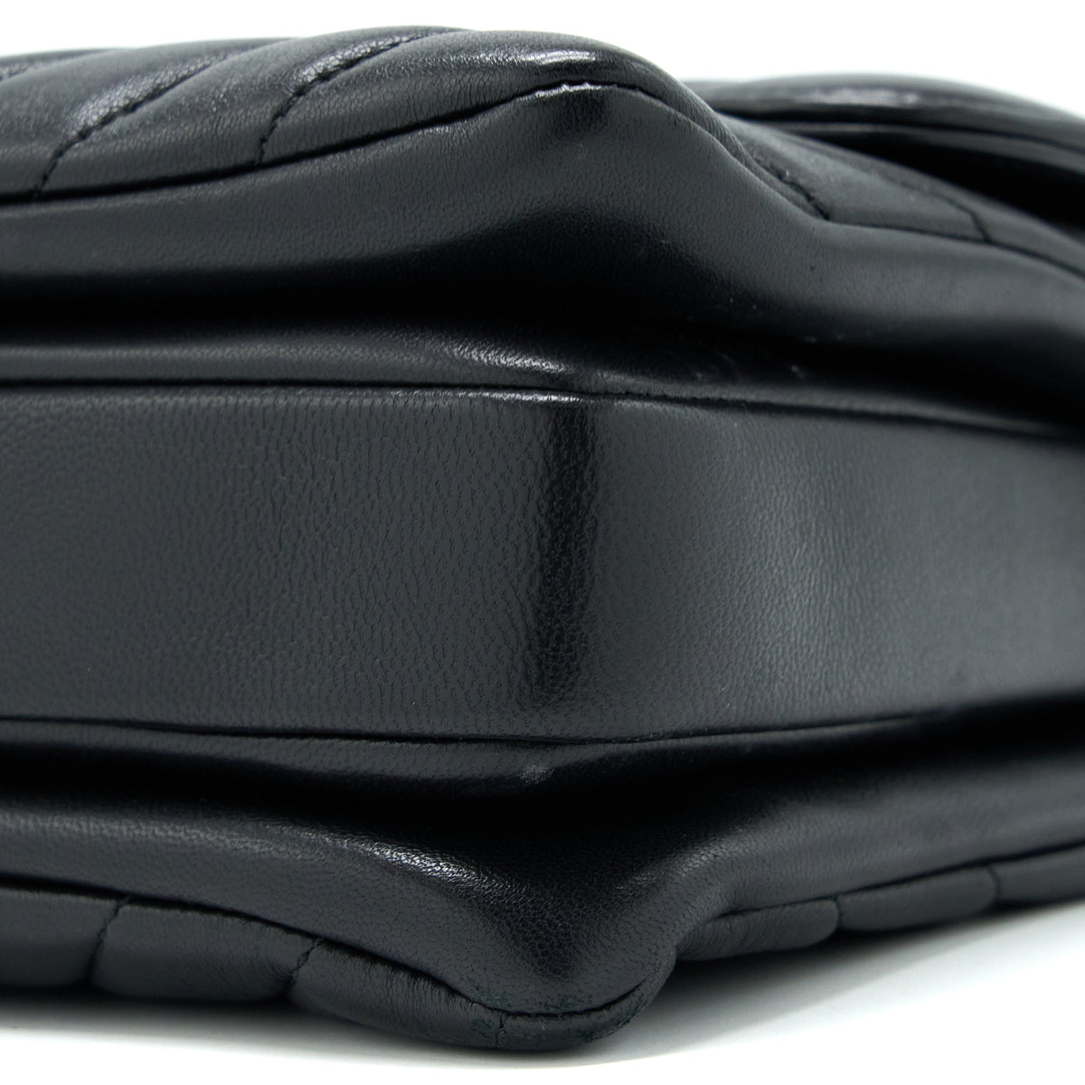 chanel-chevron-trendy-cc-flap-bag-lambskin-black-lghw